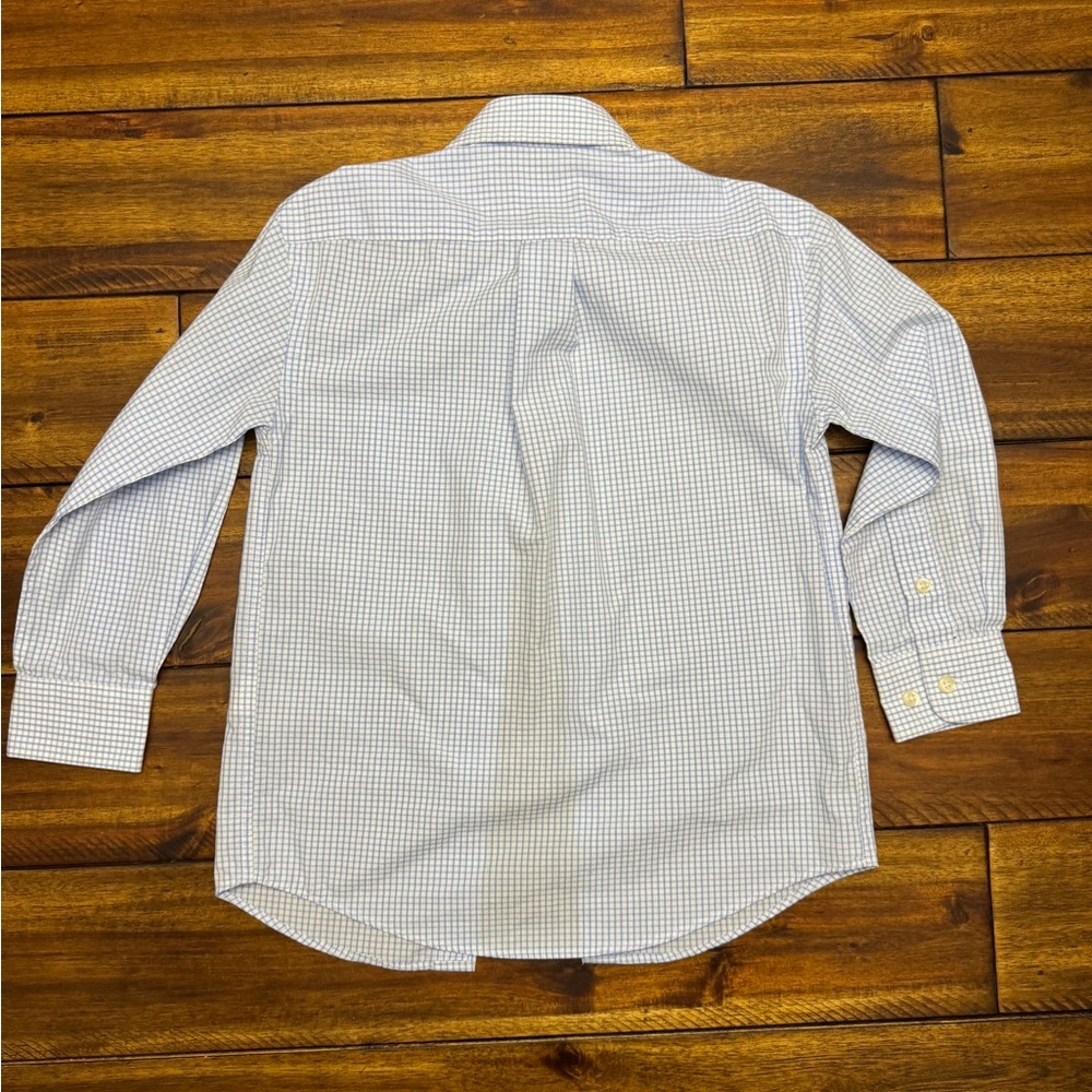 Kids Cat and Jack button down shirt, size XS 4/5 - Picture 3 of 3